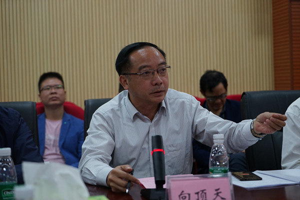 http://www.jsu.edu.cn/images/18/09/28/24sd150v1g/4F07604B9689466808F4DE3180ED60E2.jpg